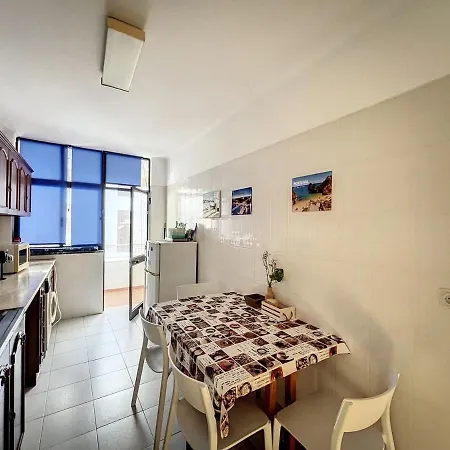 T2 Ideal Descansar E Com Espanha Ao Lado דירה